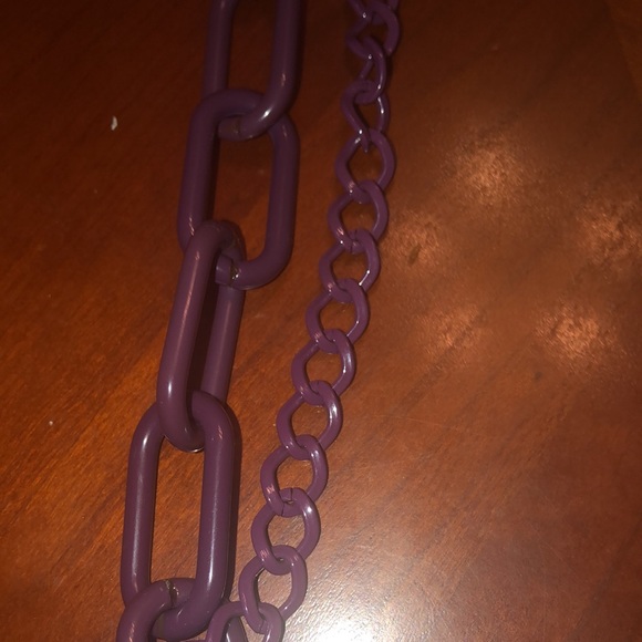 Prwnd fashion necklace ( set of 2)chunky purple geometric w chain 36” each - Picture 4 of 4